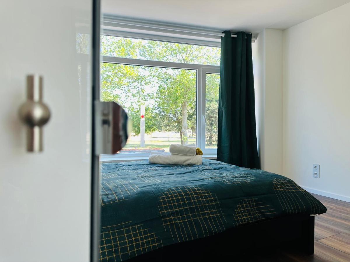 Sunshine Suites Утрехт Екстериор снимка