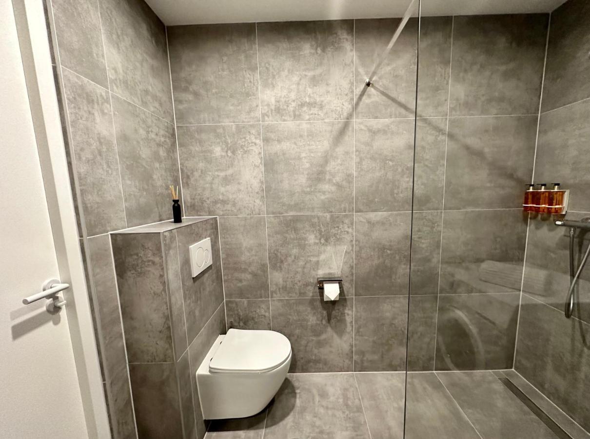 Sunshine Suites Утрехт Екстериор снимка
