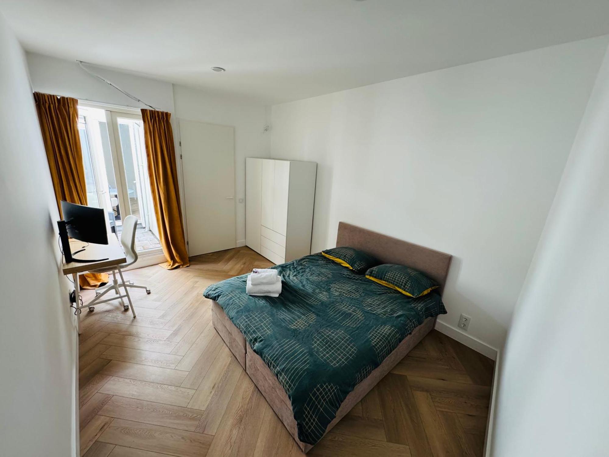 Sunshine Suites Утрехт Екстериор снимка