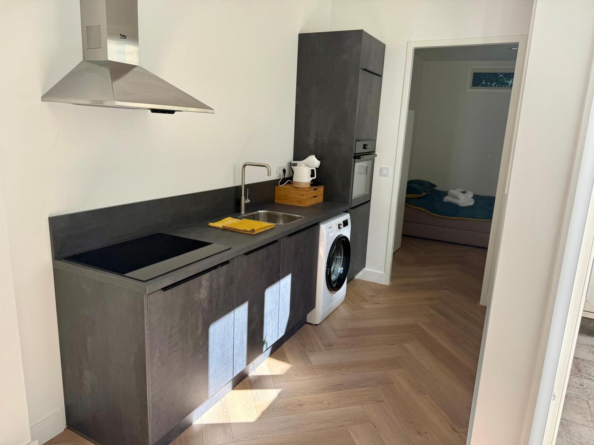 Sunshine Suites Утрехт Екстериор снимка