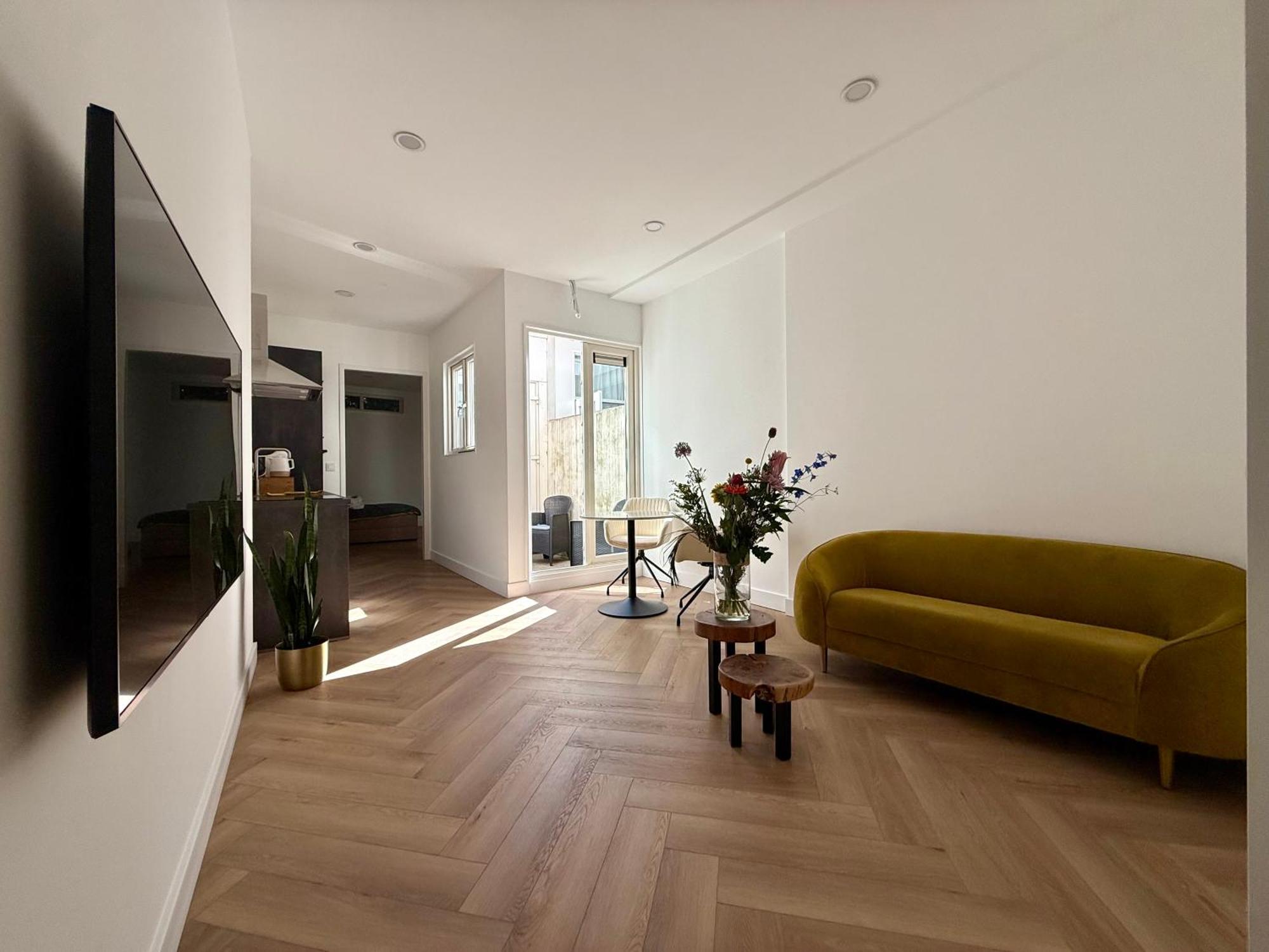 Sunshine Suites Утрехт Екстериор снимка